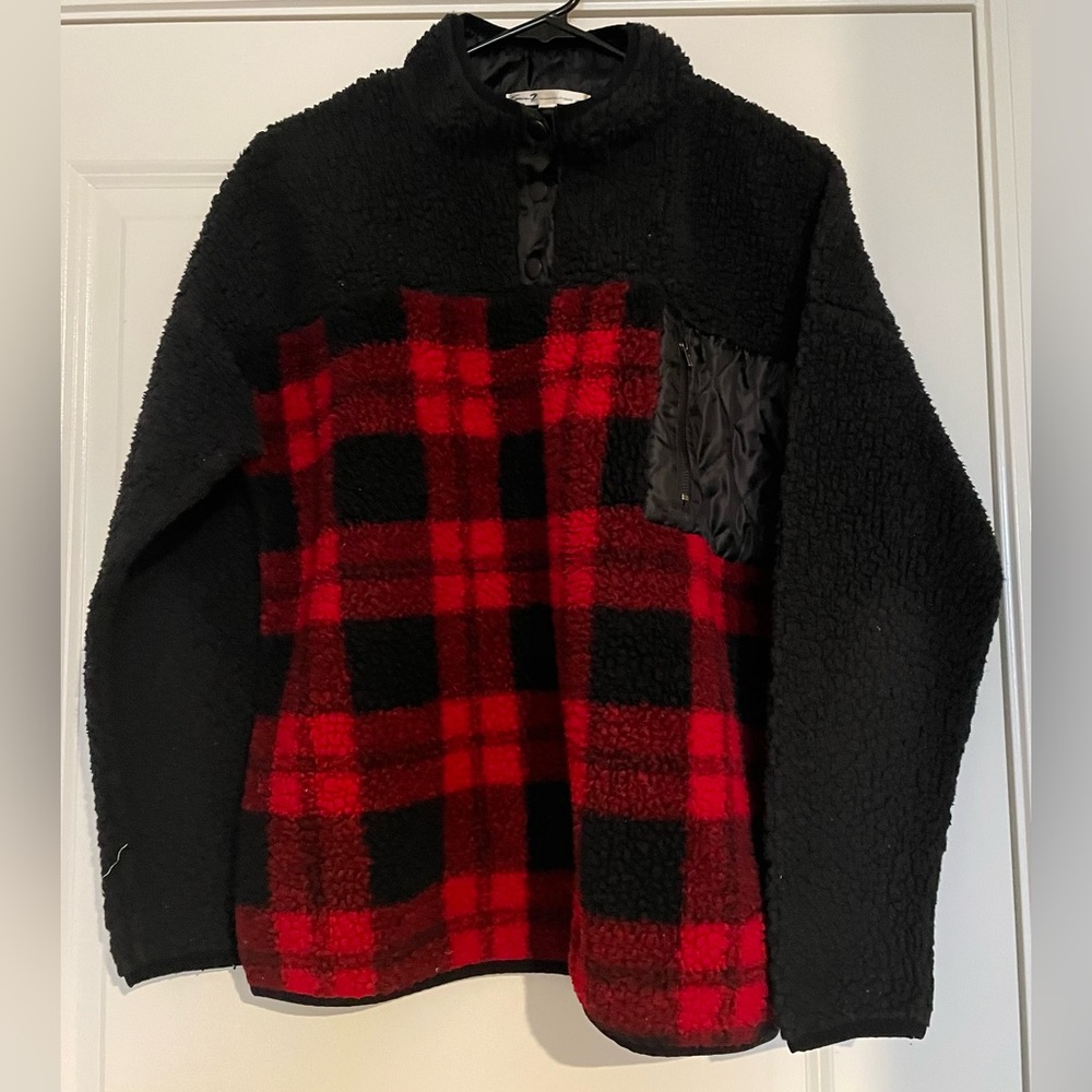 Seven7 Womens Plaid Sweater Jacket Size Medium Red Black Soft Cozy Warm Pocket